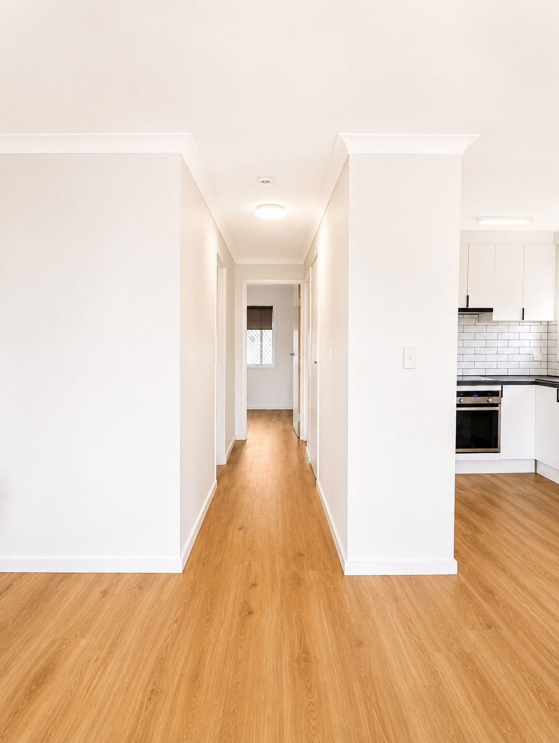 8/49 Railway Street, SOUTHPORT QLD 4215, Southport - Thumbnail 7