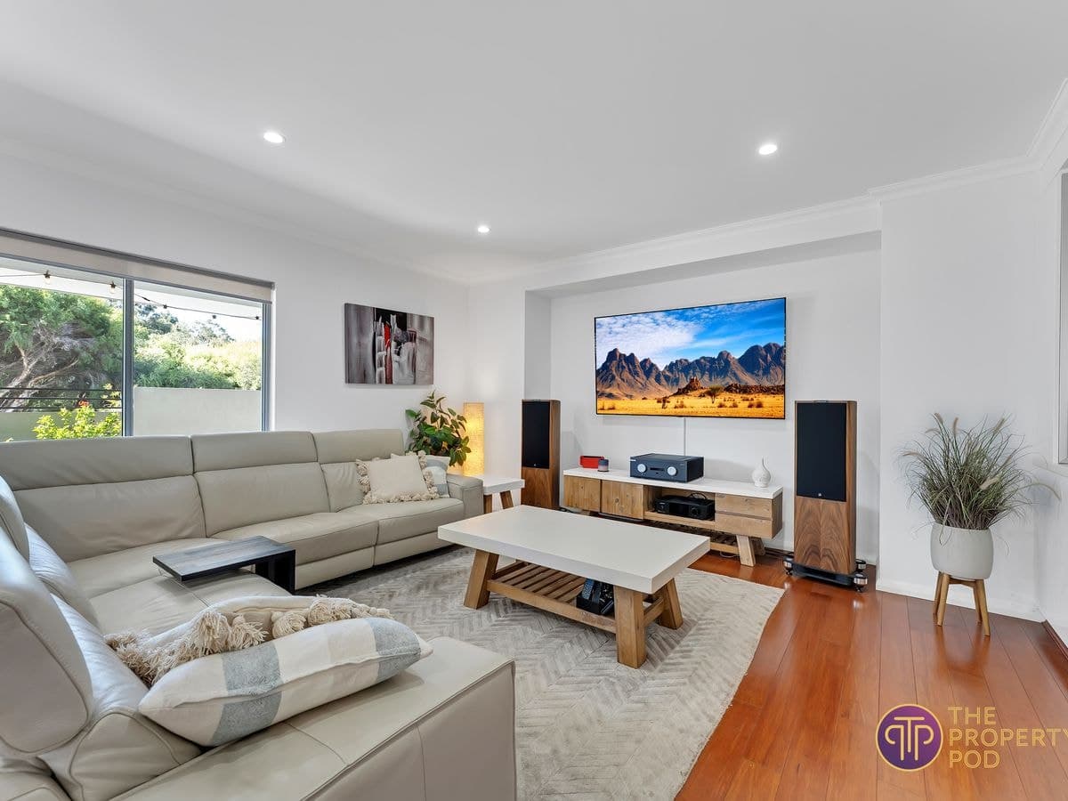 11 The Grandstand, Harrisdale, Harrisdale - Thumbnail 7