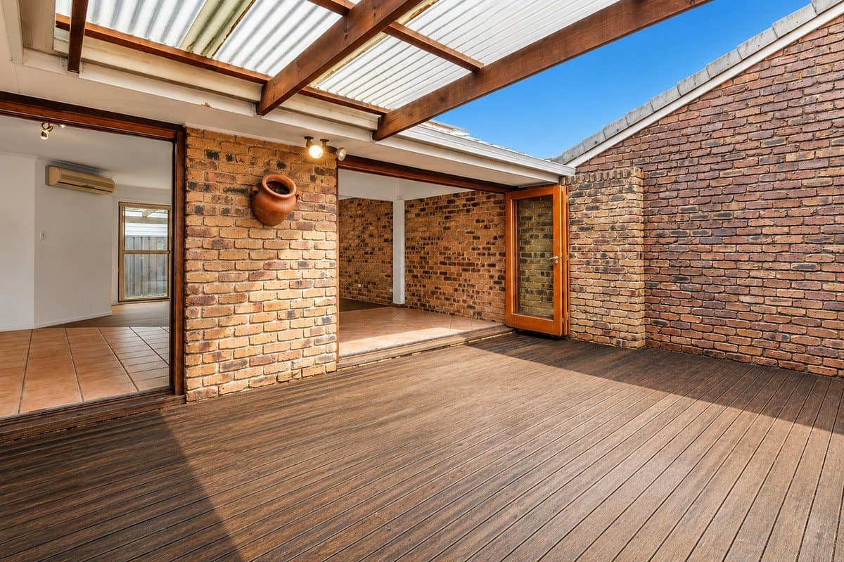2 Oriole Court, Burleigh Waters QLD 4220, Burleigh Waters - Thumbnail 2