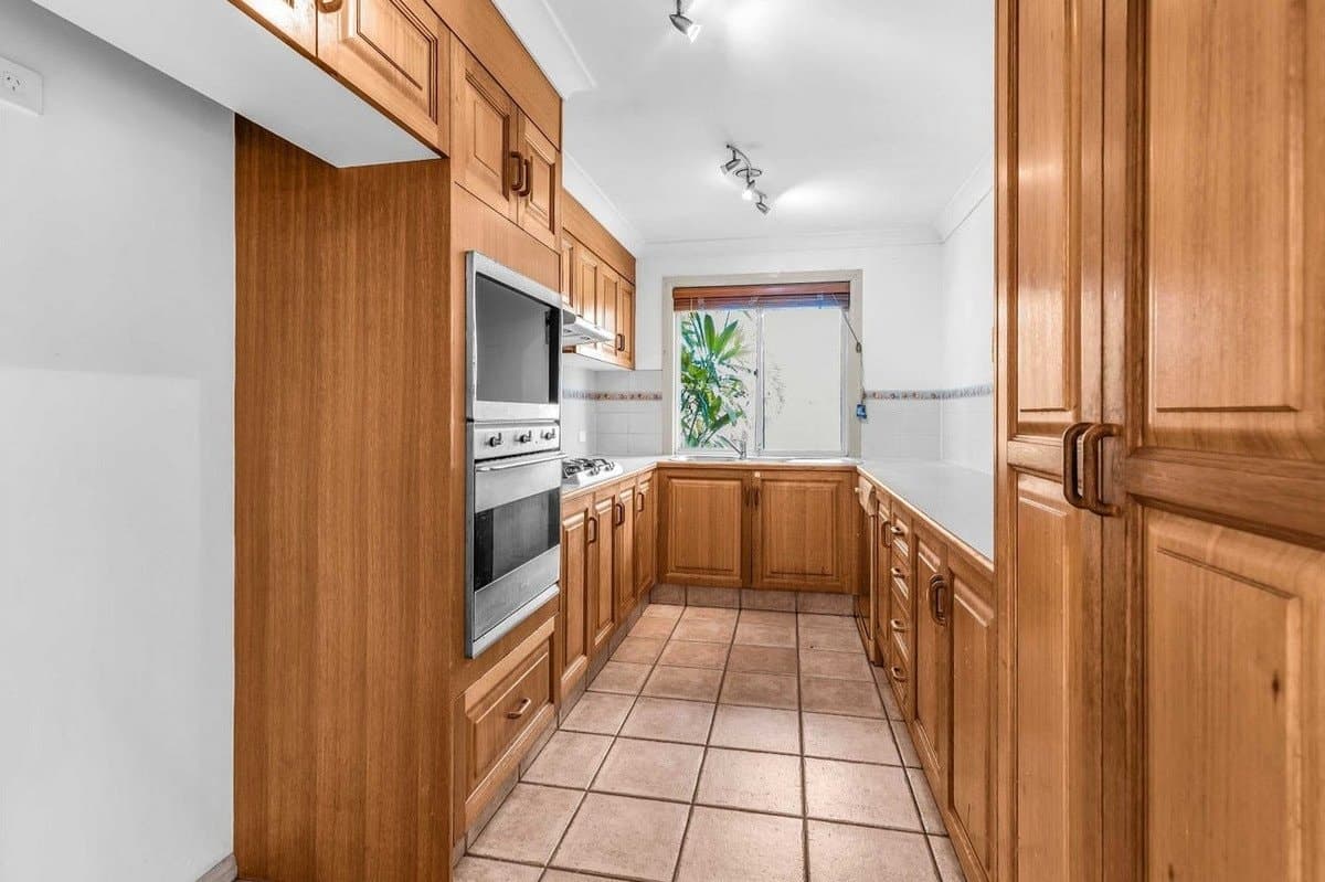 2 Oriole Court, Burleigh Waters QLD 4220, Burleigh Waters - Thumbnail 5