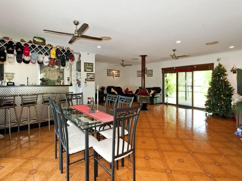 27 Isambert Road, Landsborough, Landsborough - Thumbnail 5