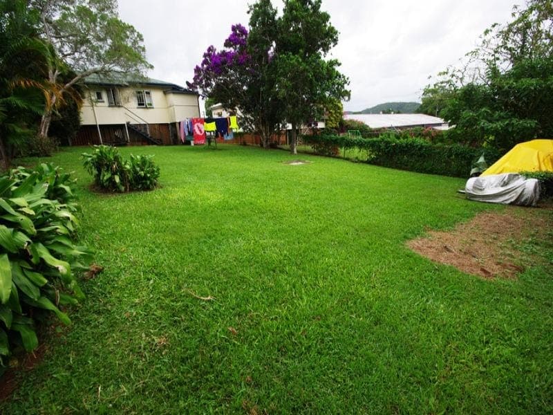 5 Smith Street, Nambour, Nambour - Thumbnail 3