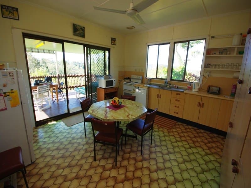 13 Hilary Crescent, Woombye, Woombye - Thumbnail 4