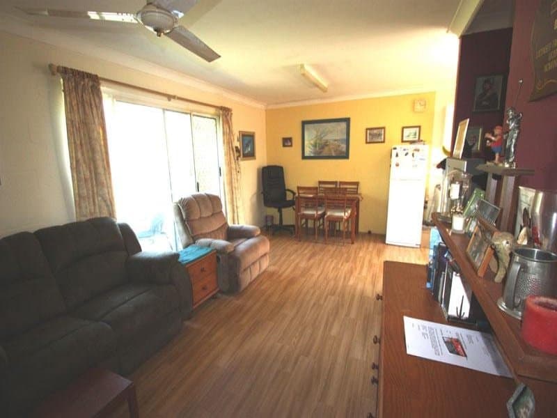 2, 7 Bradley Street, Nambour, Nambour - Thumbnail 4