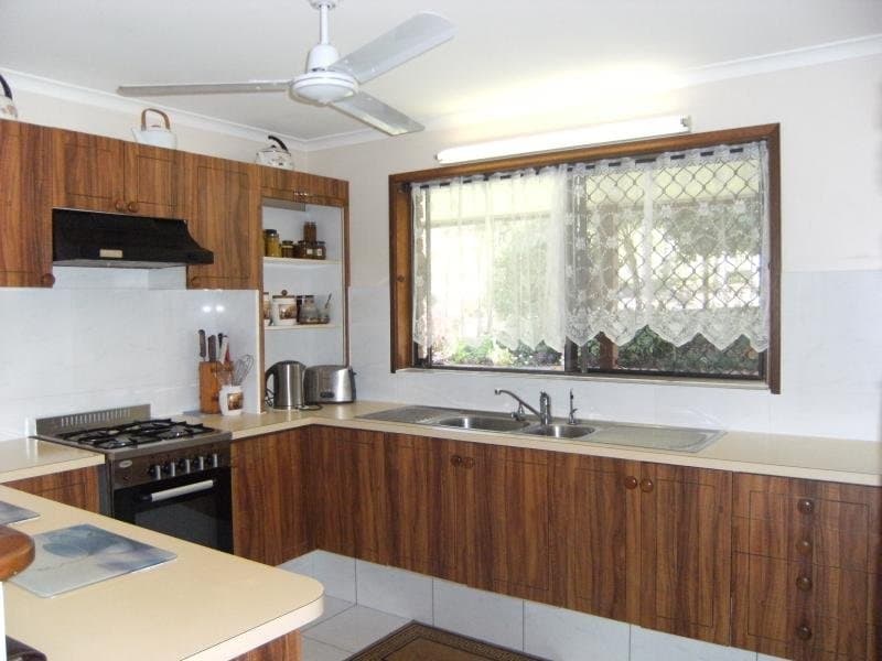 6 BAREENA COURT, Palmwoods, Palmwoods - Thumbnail 2