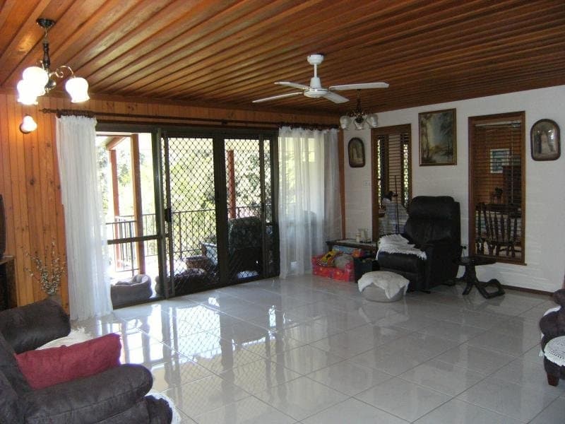 6 BAREENA COURT, Palmwoods, Palmwoods - Thumbnail 3