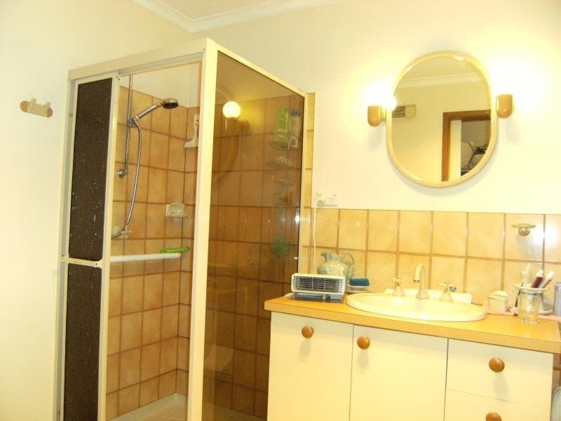 6 BAREENA COURT, Palmwoods, Palmwoods - Thumbnail 7