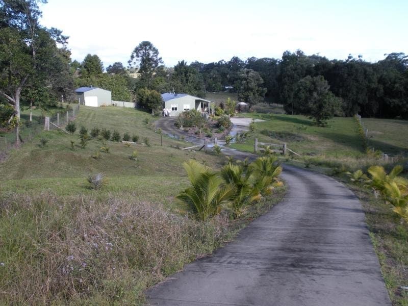 92 Thrushs Road, Dulong, Dulong - Image 1