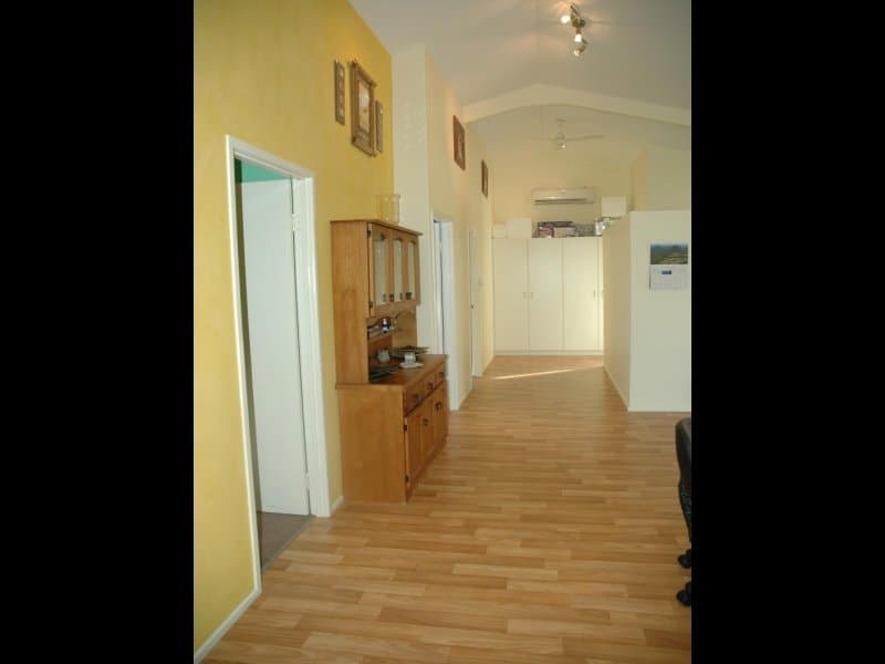 92 Thrushs Road, Dulong, Dulong - Thumbnail 4