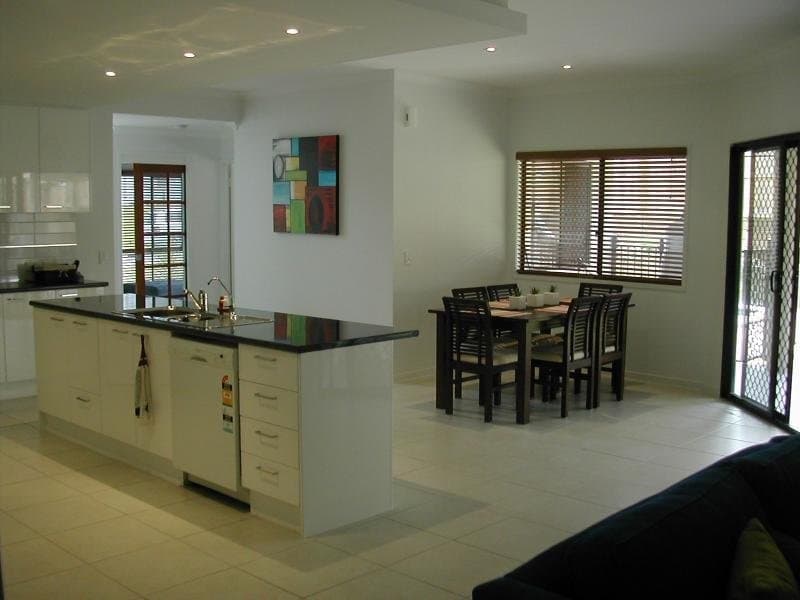 38 PAYNTERS POCKET AVENUE, Palmwoods - Thumbnail 2