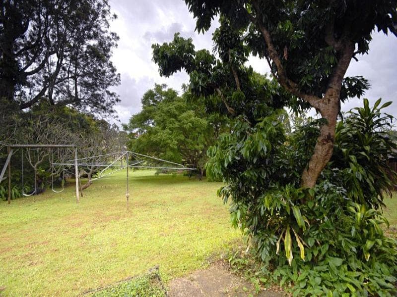 18 Wilson Avenue, Woombye, Woombye - Thumbnail 8