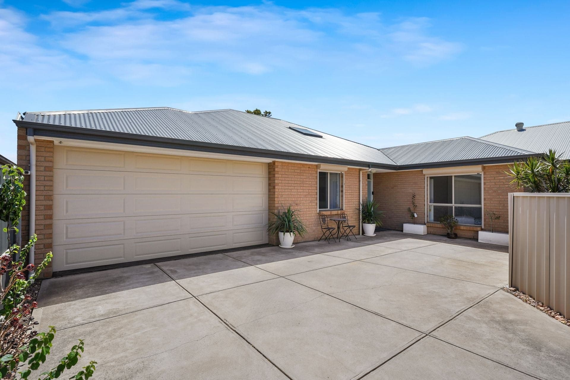 8A Adamson Avenue, Findon, Findon - Thumbnail 2