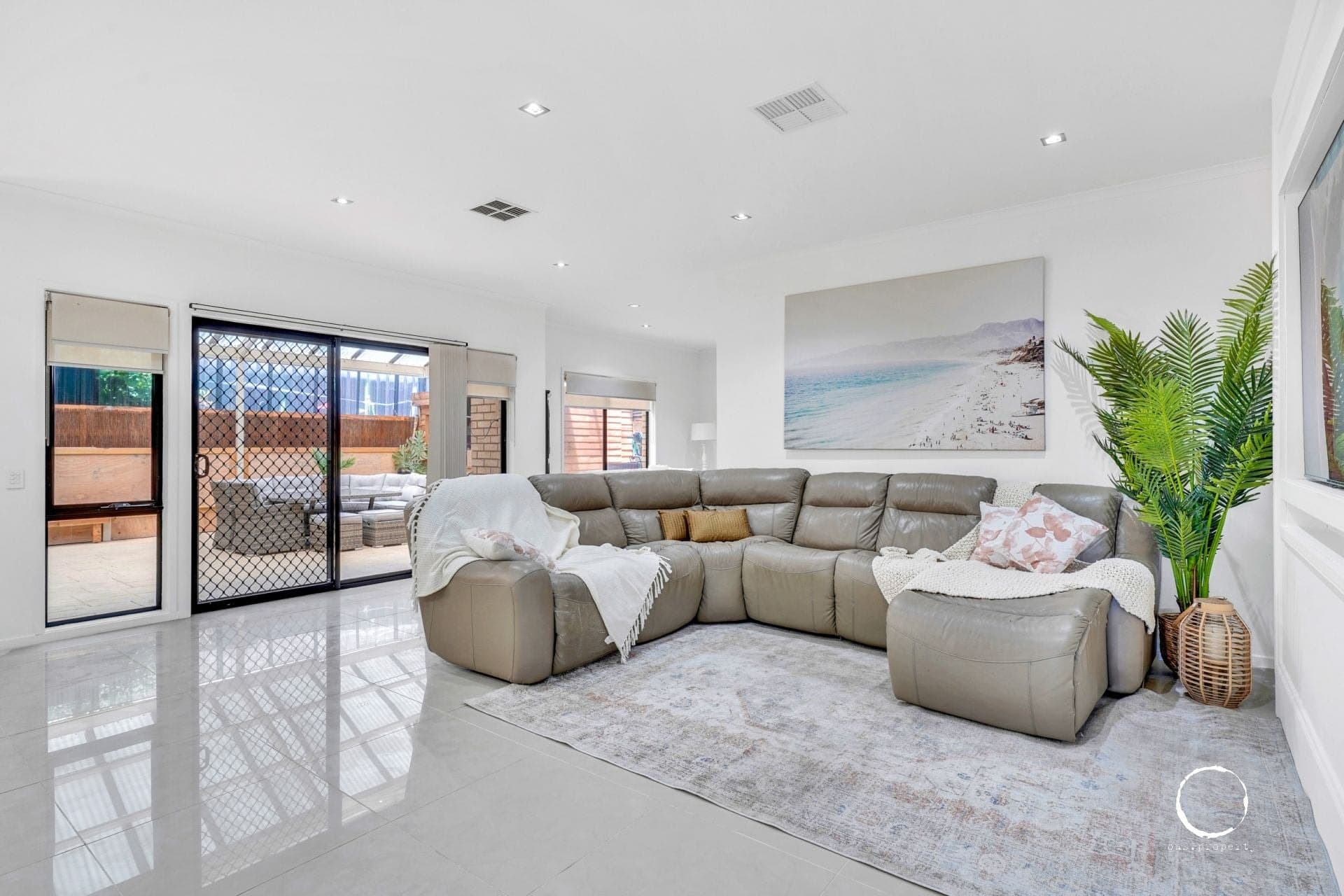 4 Lorentz Court, Mawson Lakes - Thumbnail 8