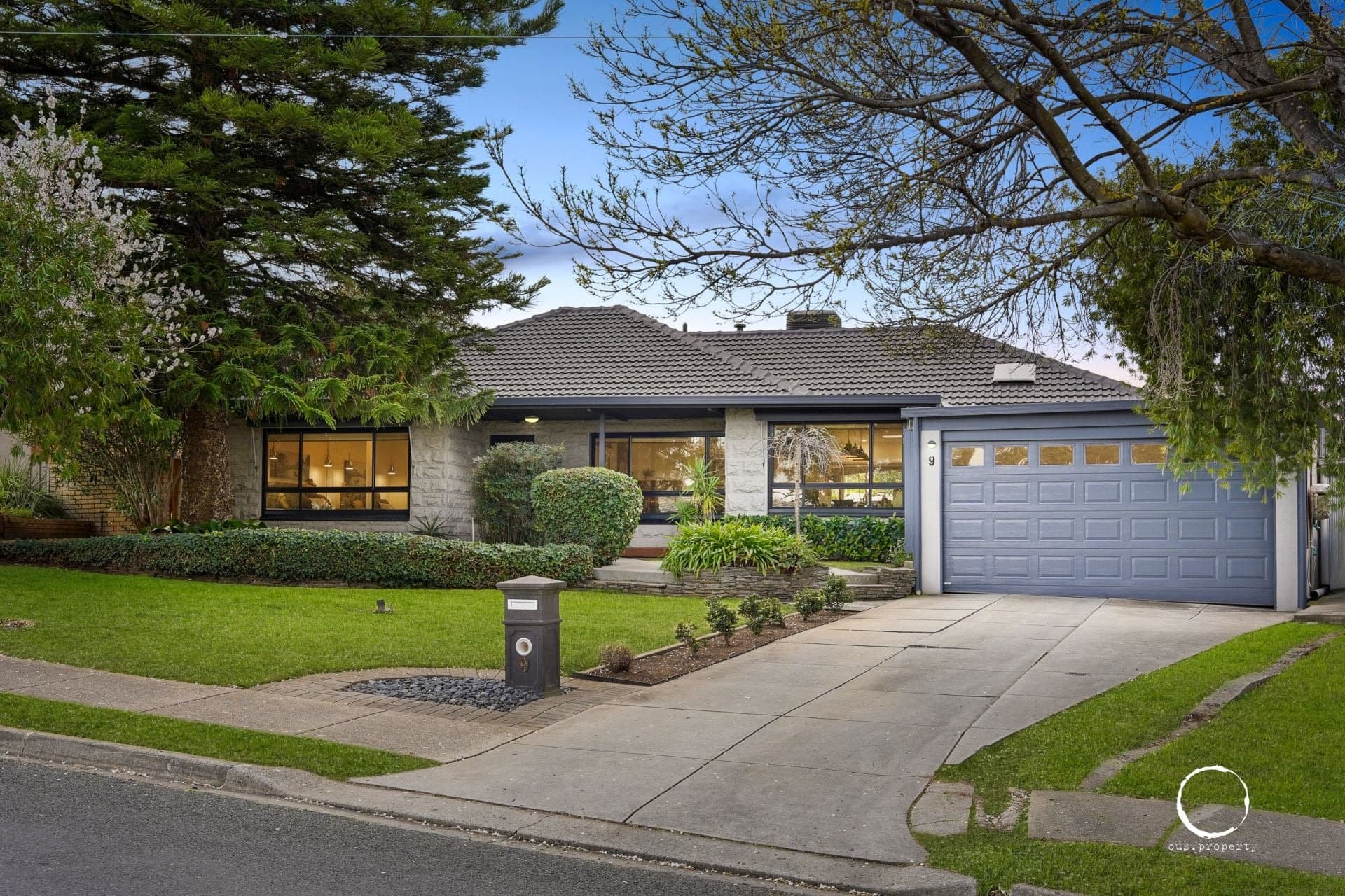 9 Deborah Grove, Modbury North - Thumbnail 2