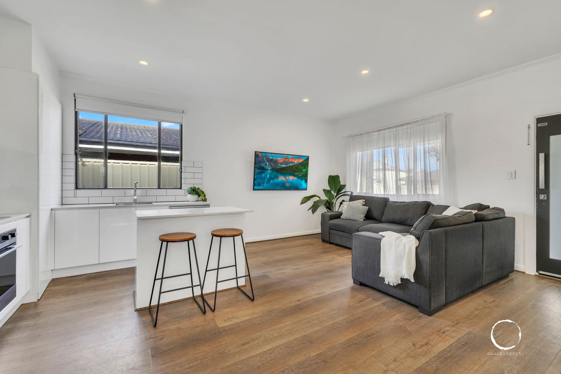 29 Cedar Avenue, Royal Park - Thumbnail 3