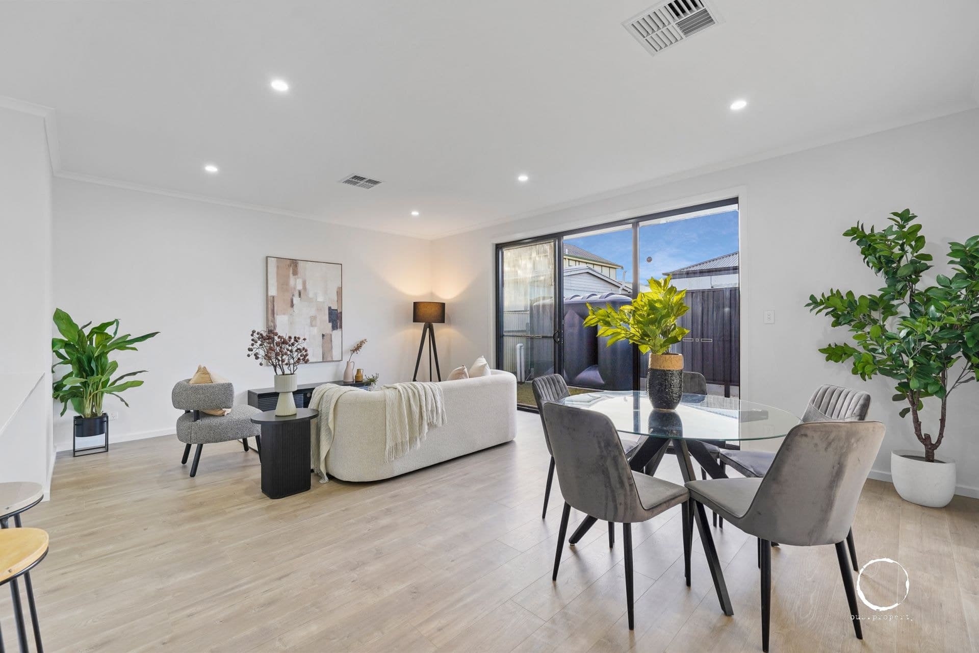 17 First Avenue, Seaton - Thumbnail 4