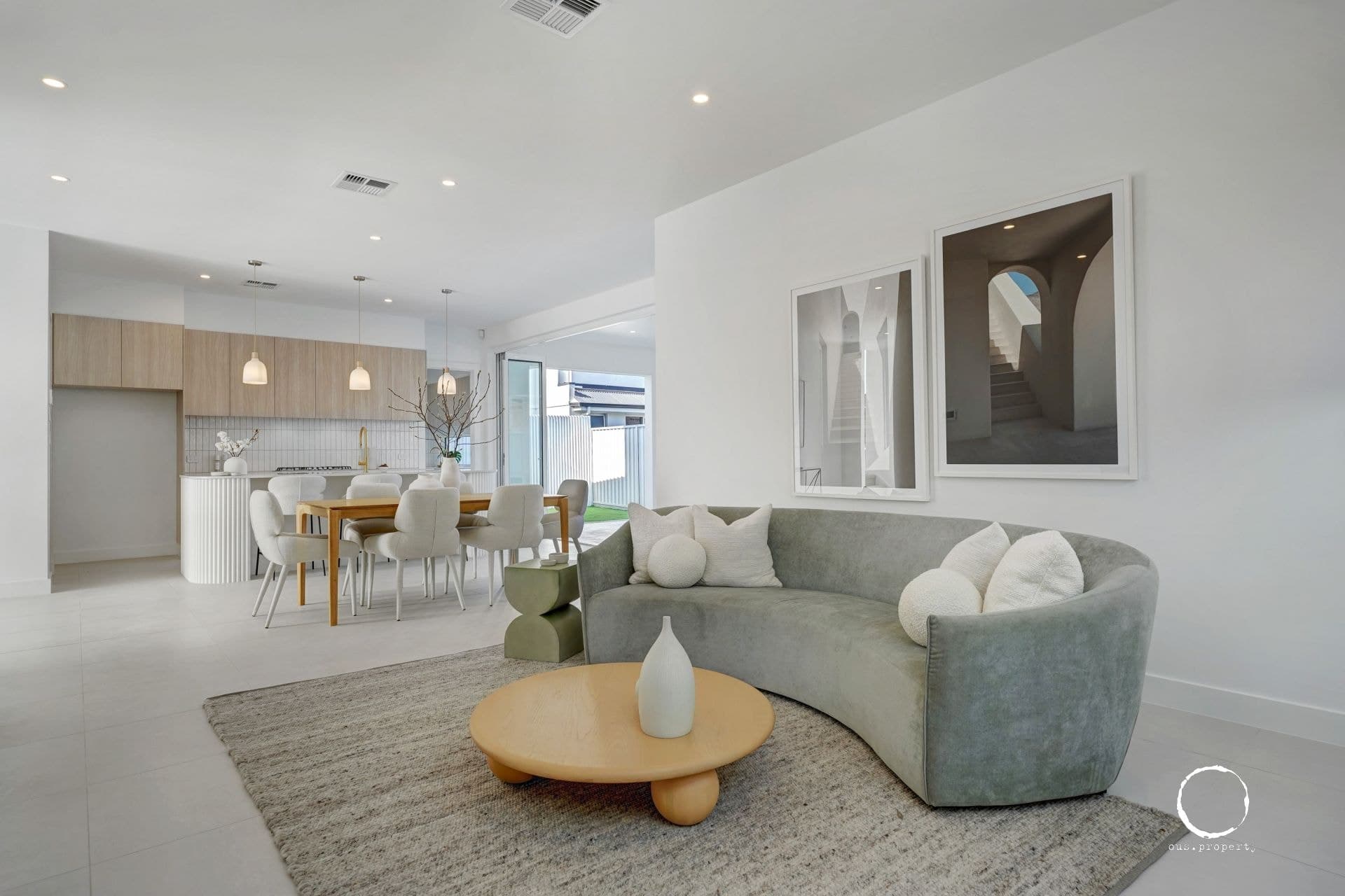 1A Dineen Place, West Beach - Thumbnail 5