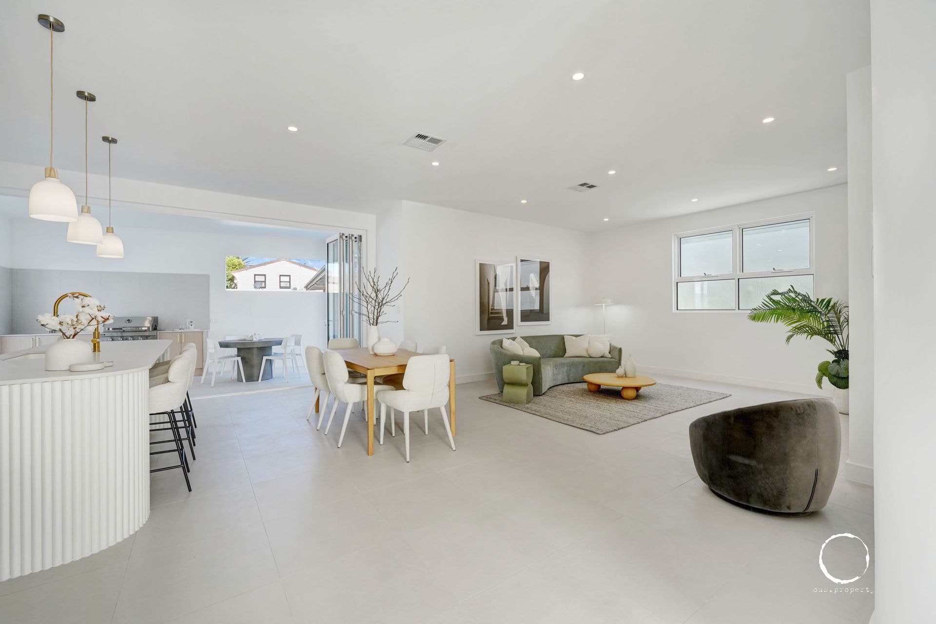 1A Dineen Place, West Beach - Thumbnail 7