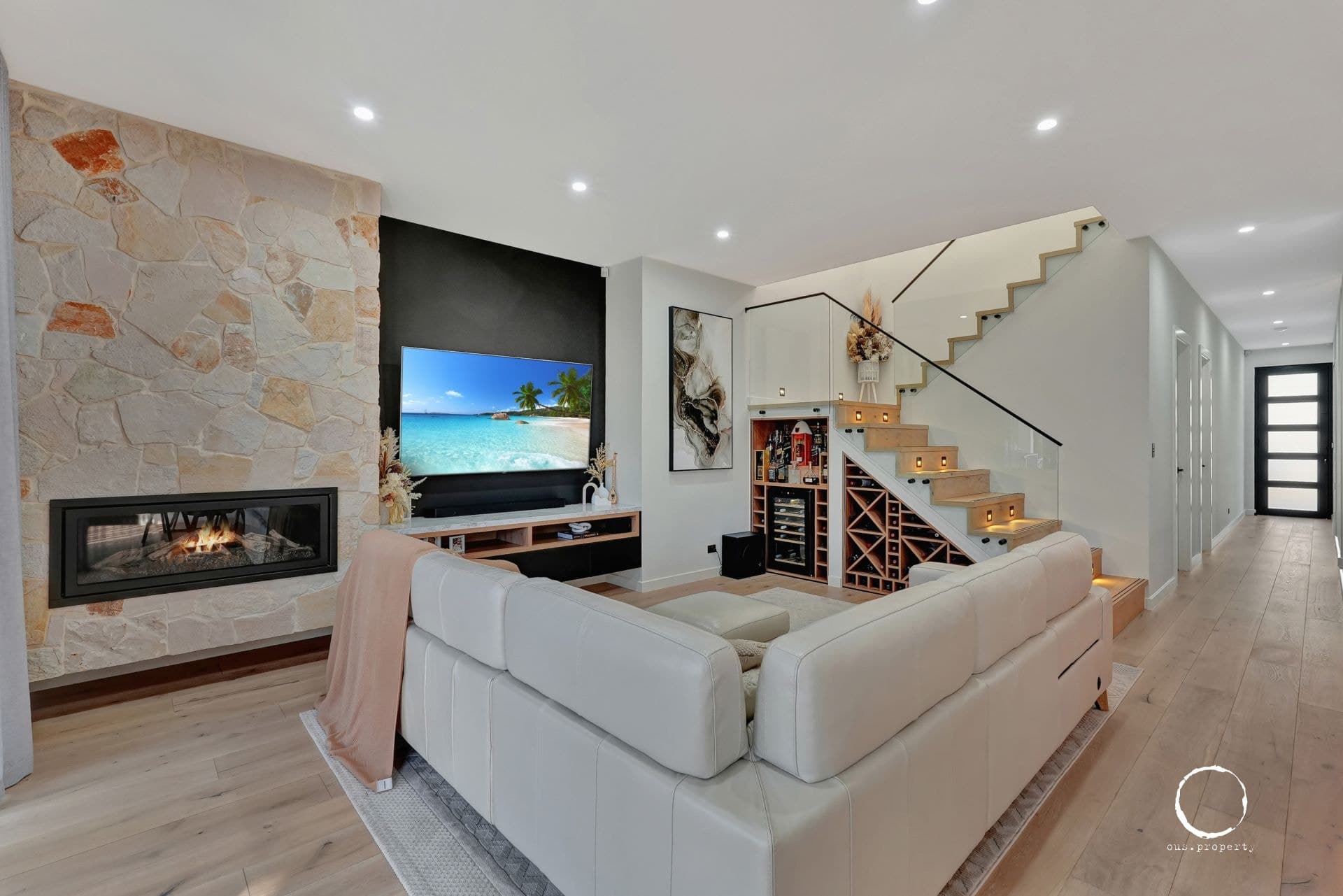 3E Moreland Avenue, Mitchell Park - Thumbnail 3