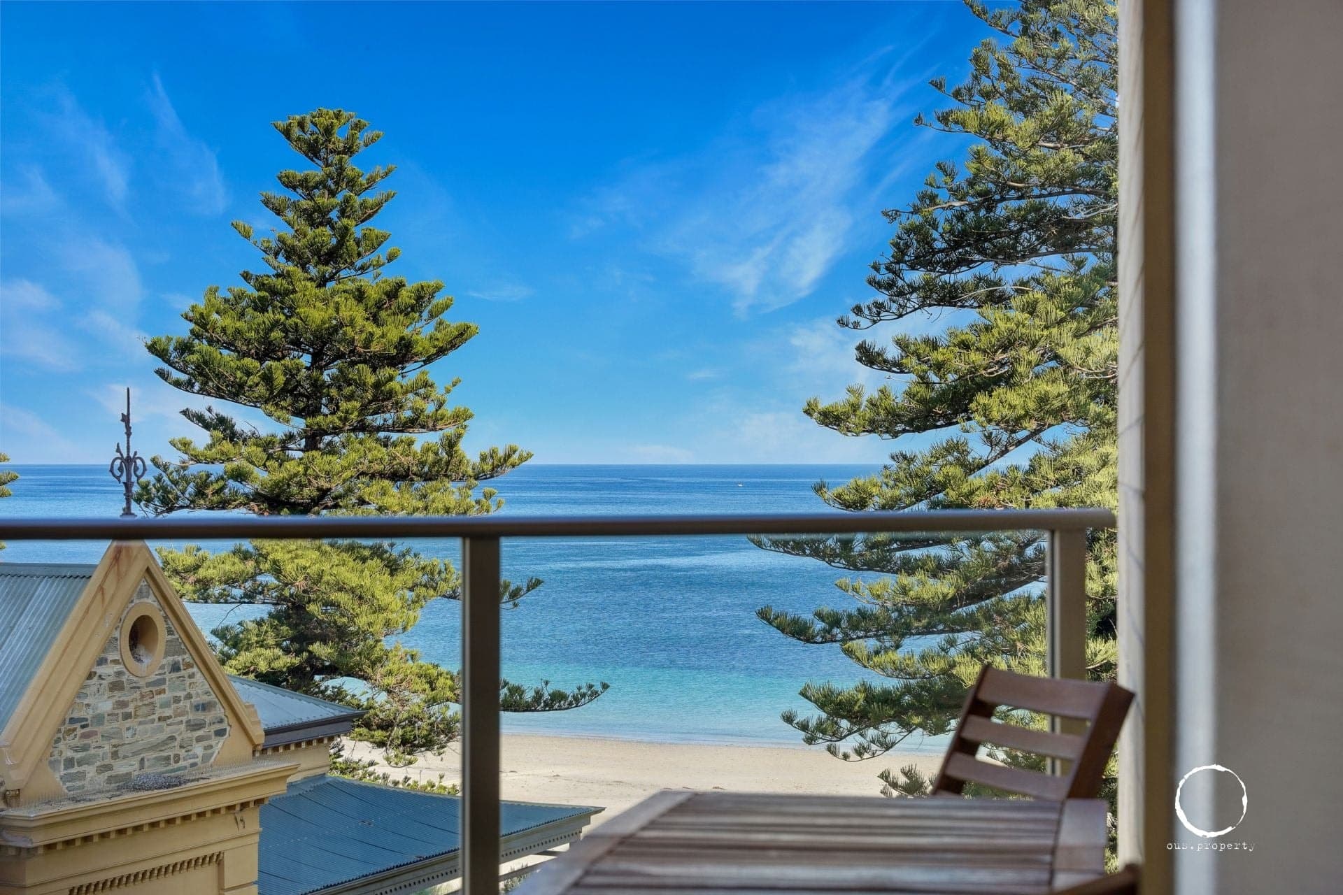 46/13 South Esplanade, Glenelg - Thumbnail 2