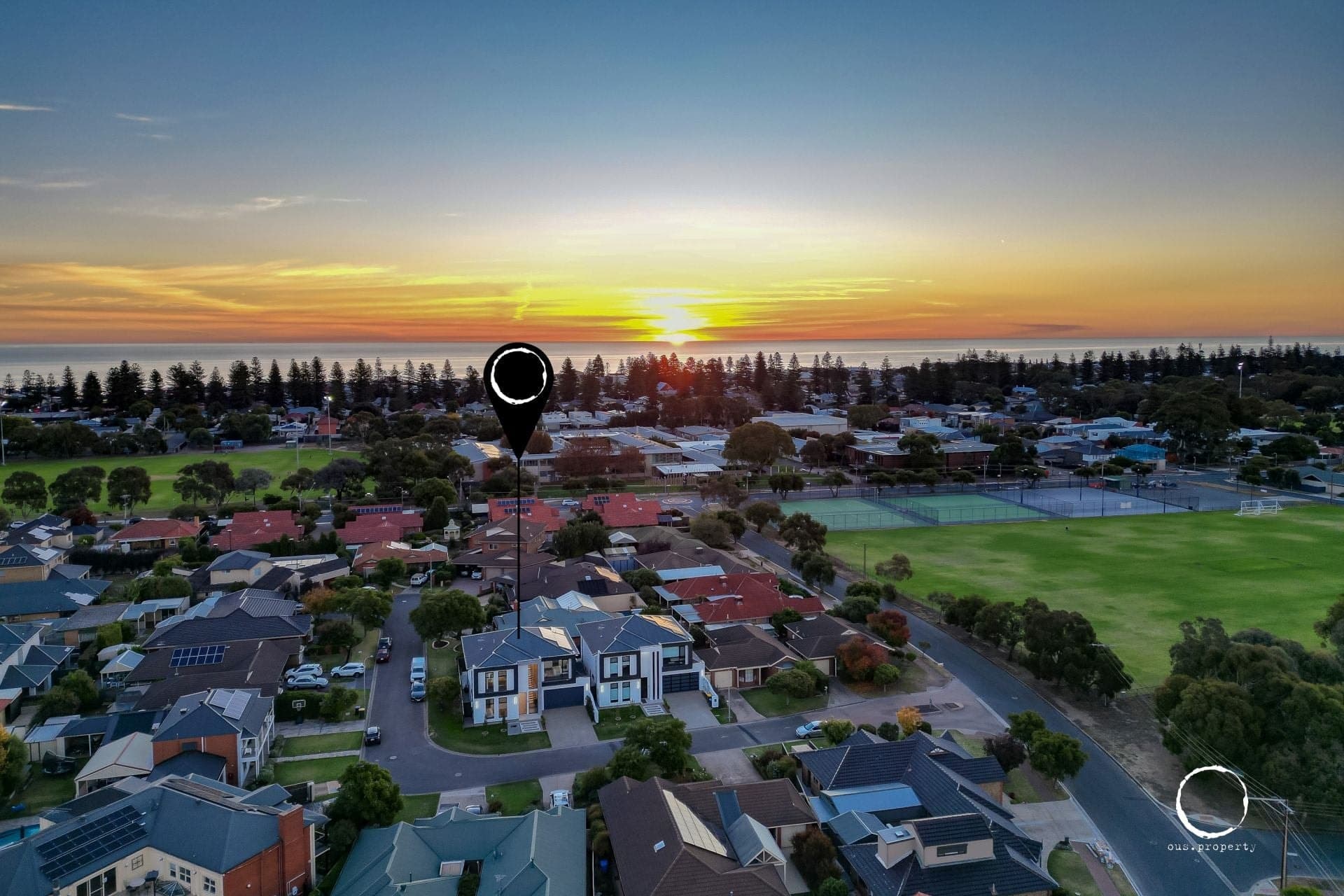 13 Angus Court, Henley Beach - Thumbnail 2