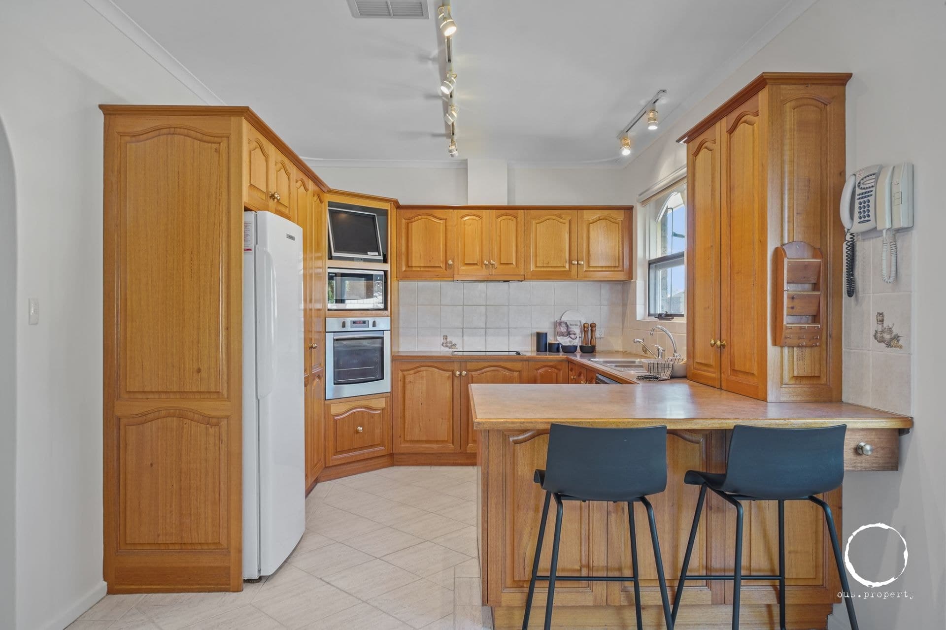 90 Riverside Drive, Fulham - Thumbnail 7