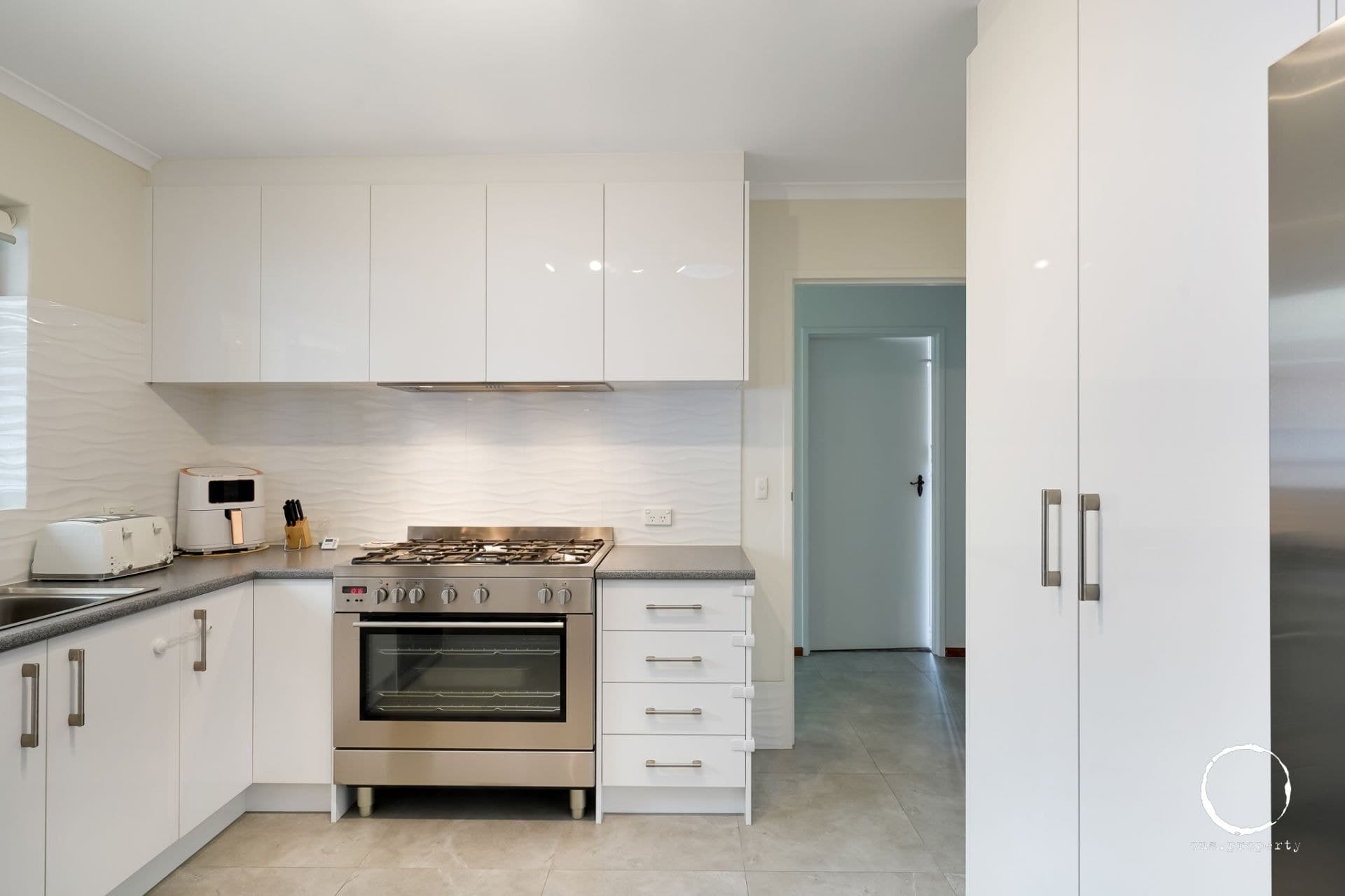 4 Ivor Court, Fulham Gardens - Thumbnail 8