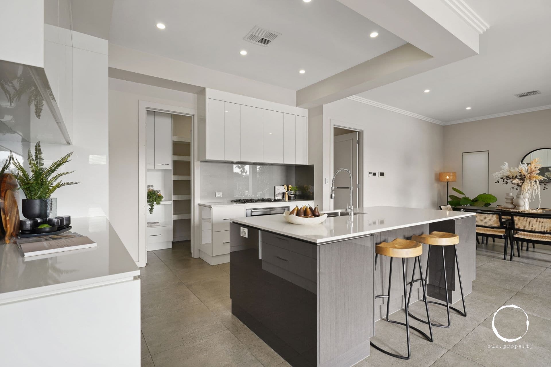 36A Antigua Grove, West Lakes - Thumbnail 7