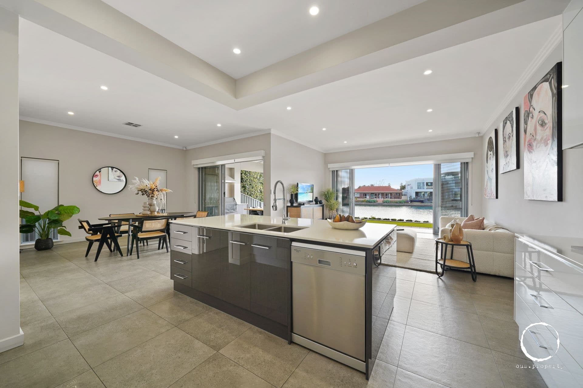 36A Antigua Grove, West Lakes - Thumbnail 8