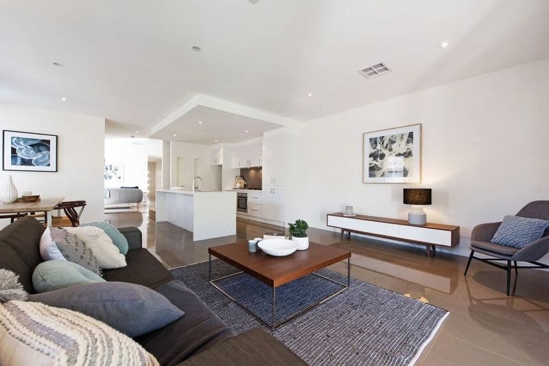 1/3 Dineen Place, West Beach - Thumbnail 3