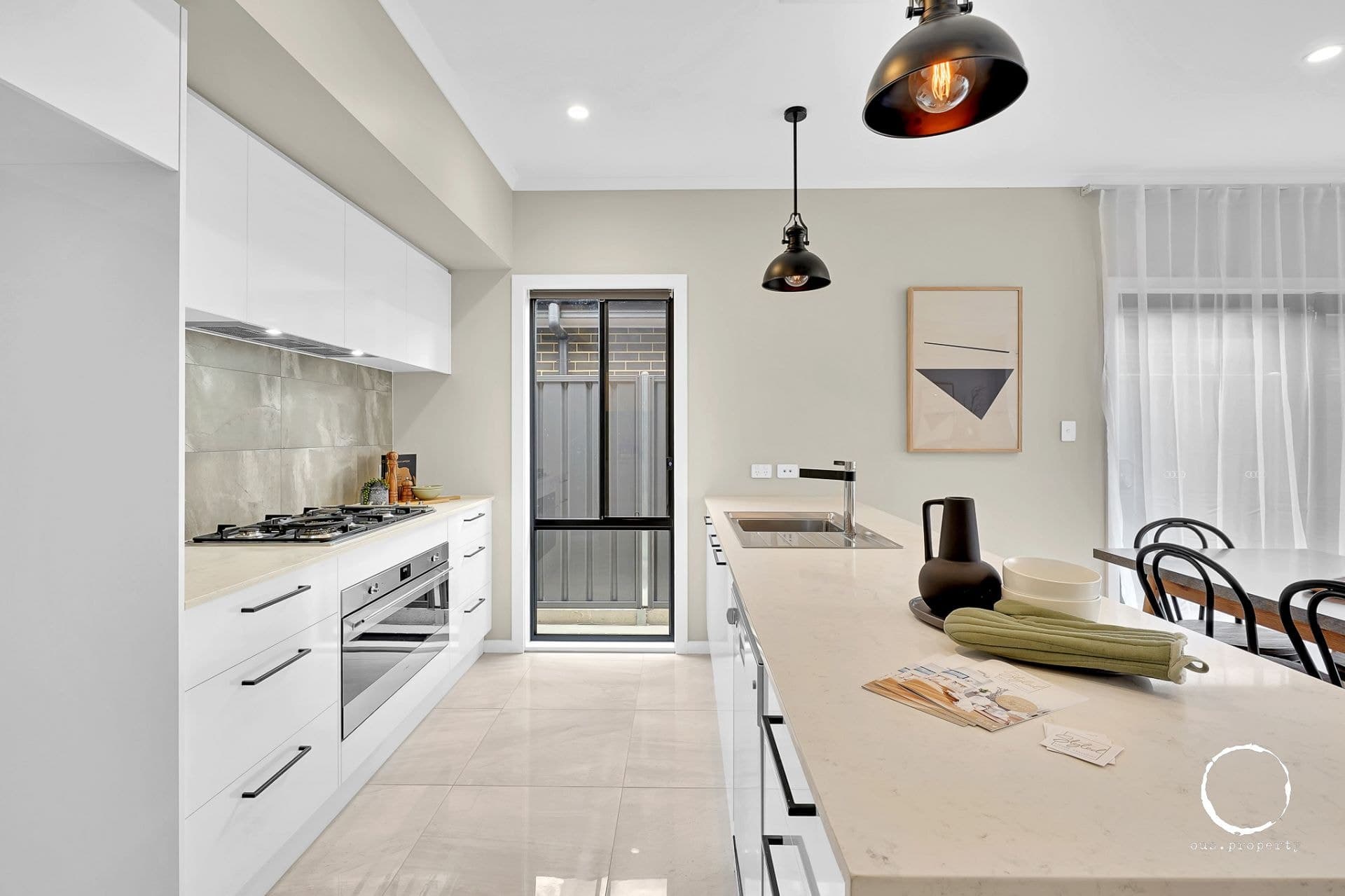 1A Farman Avenue, Hendon - Thumbnail 6