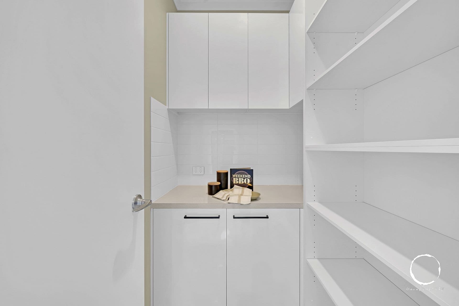 1A Farman Avenue, Hendon - Thumbnail 7