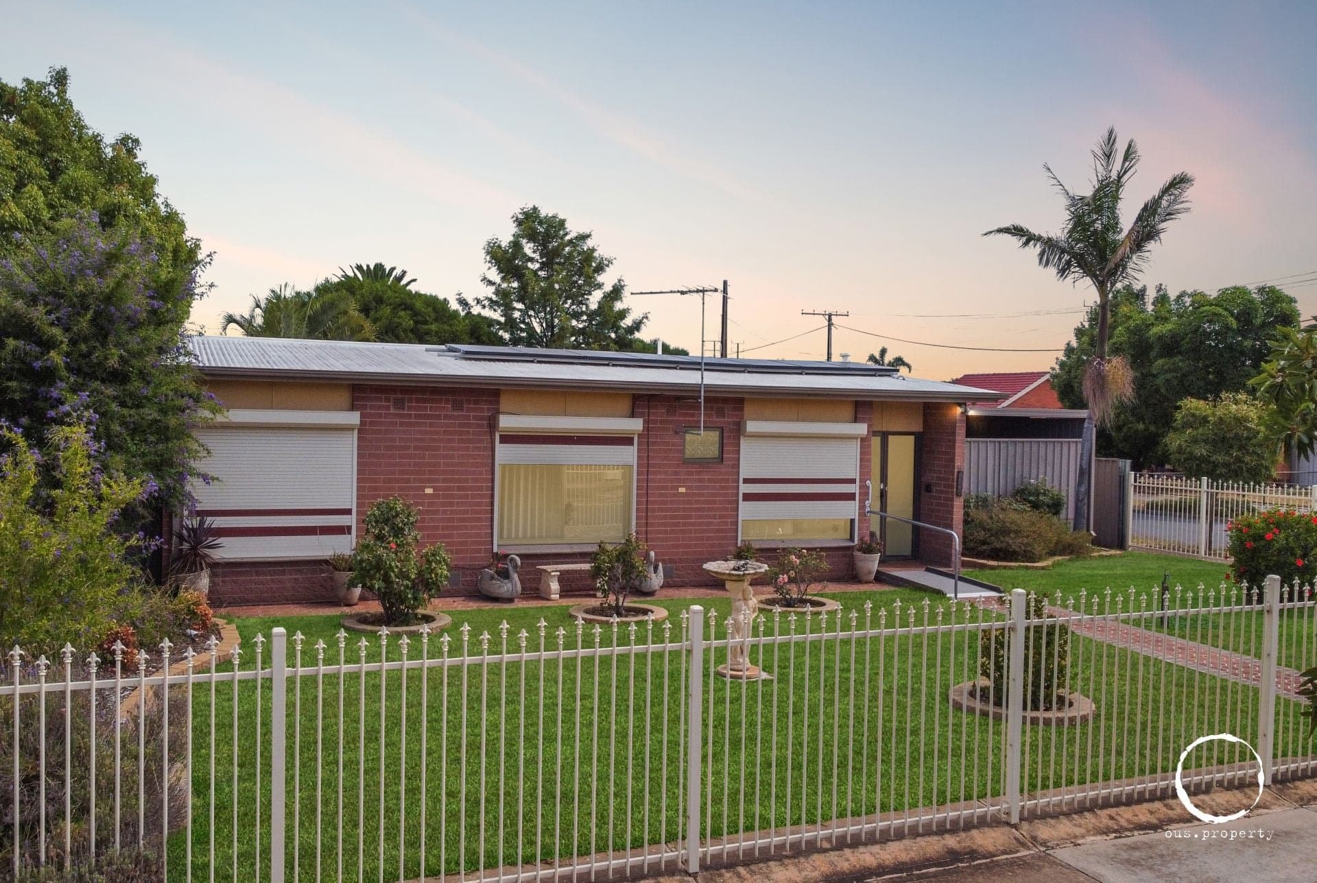 14 Bristol Crescent, Taperoo - Thumbnail 2