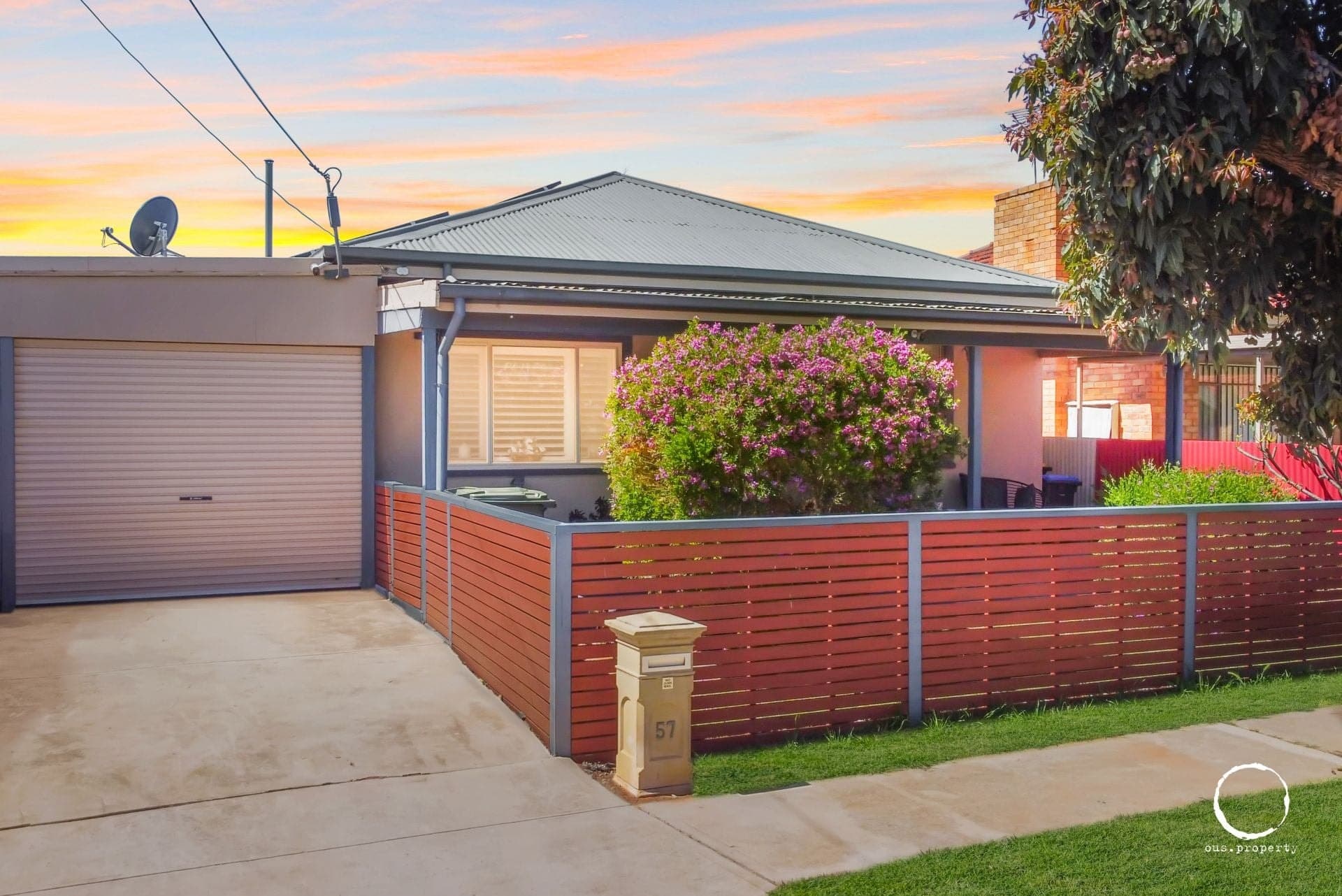 57 Crown Terrace, Royal Park - Thumbnail 2
