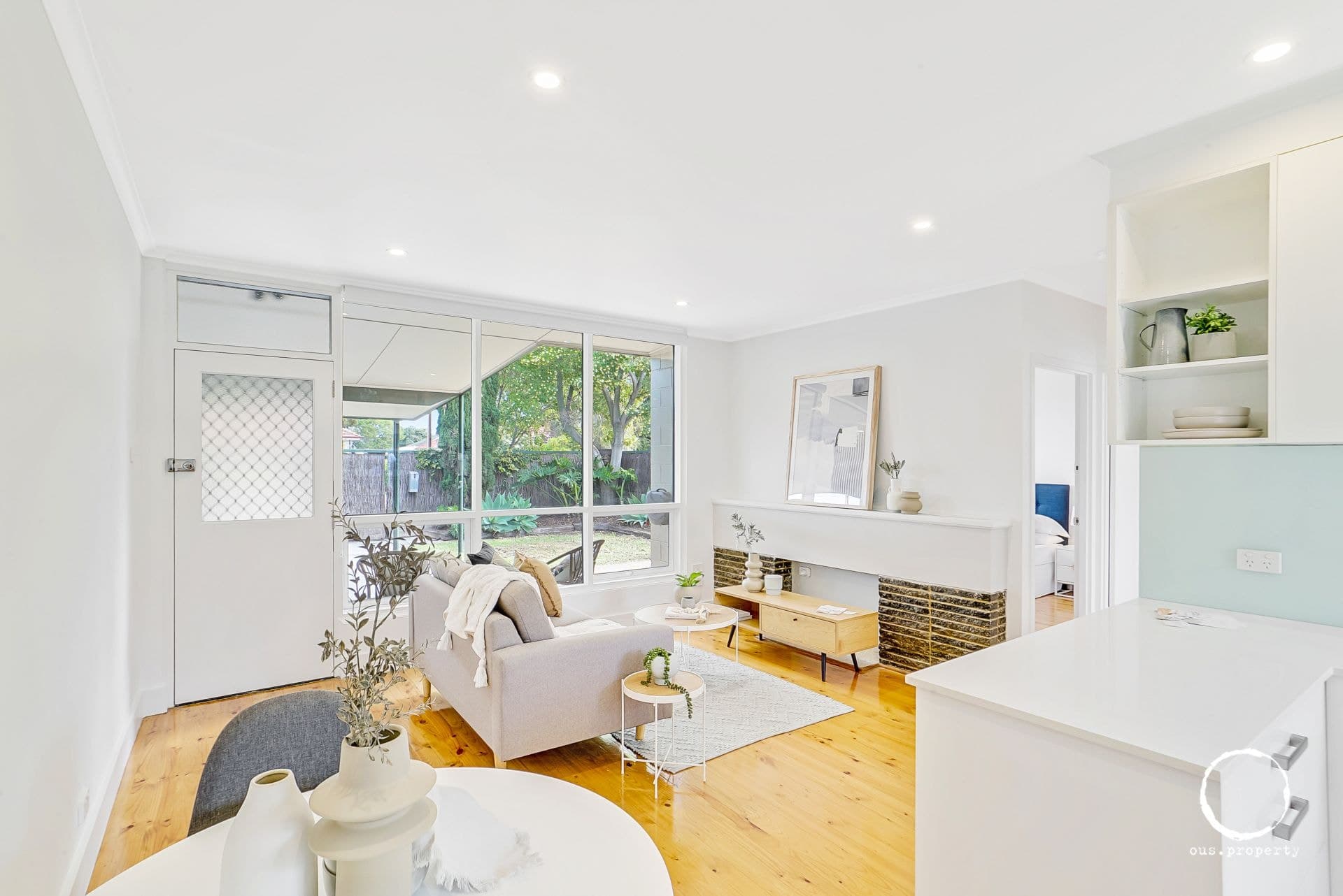 1/4 Helenslea Avenue, Brooklyn Park - Thumbnail 3