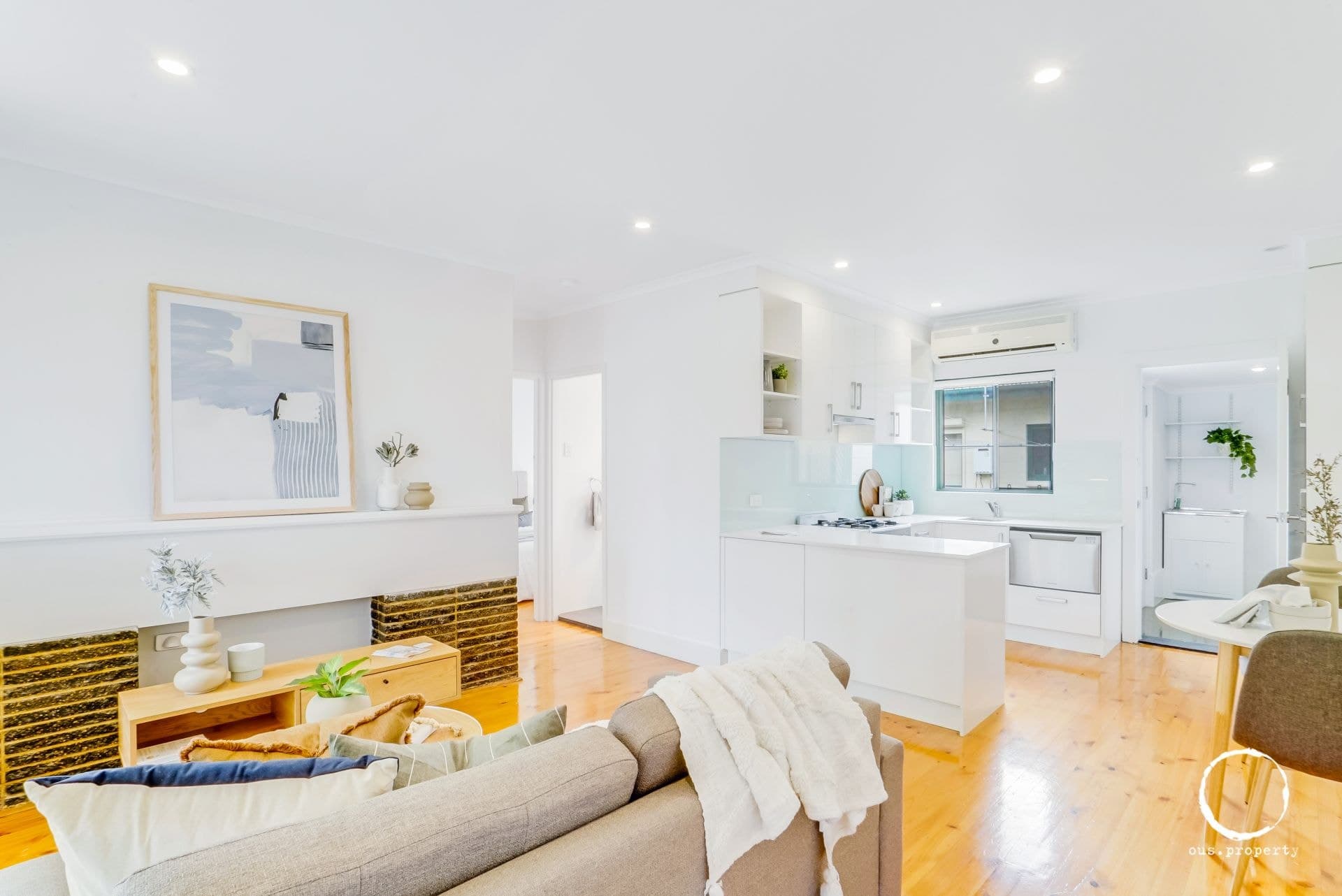 1/4 Helenslea Avenue, Brooklyn Park - Thumbnail 6