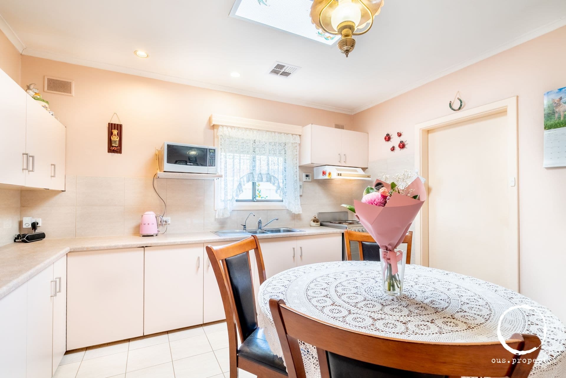 2 Fleetwood Crescent, Henley Beach - Thumbnail 6