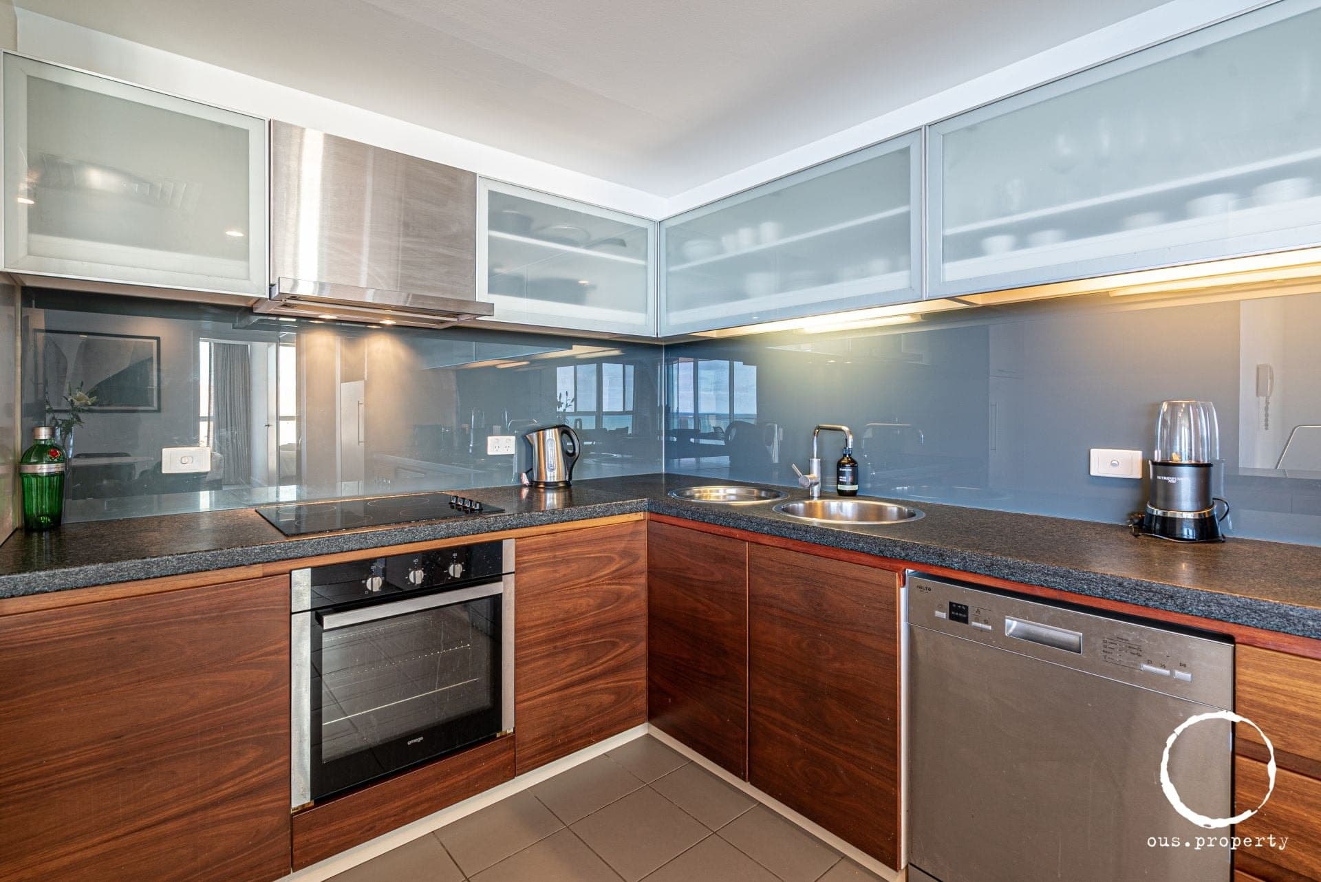 707/16 Holdfast Promenade, Glenelg - Image 1
