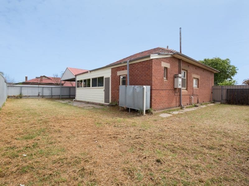 33 Crittenden Road, Findon, Findon - Image 1