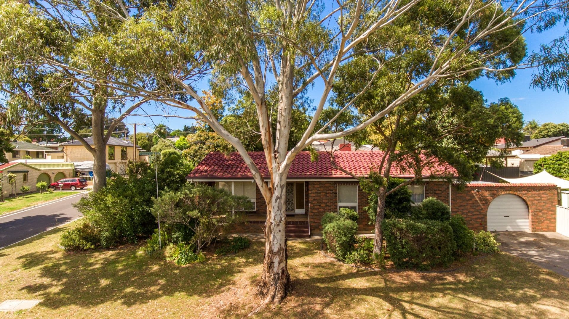 2 Atheldene Road, Happy Valley, Happy Valley - Thumbnail 3