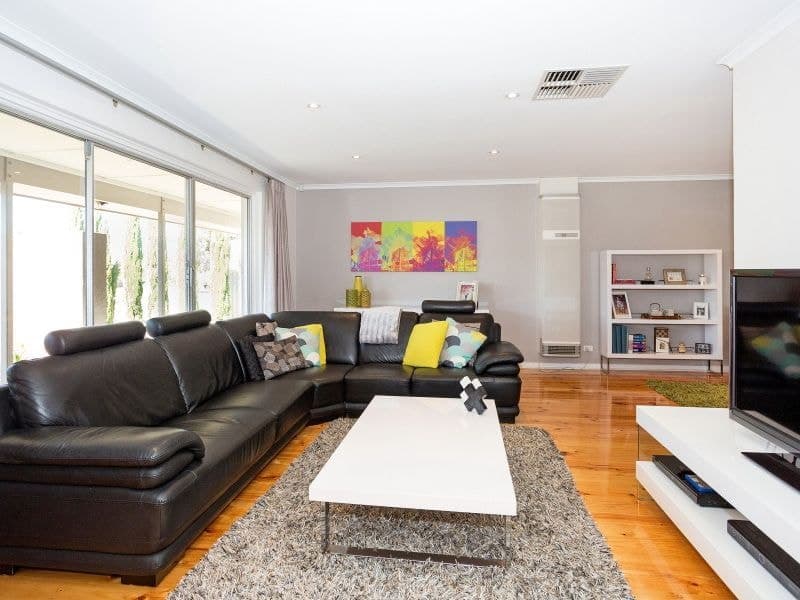 10 Ashburton Avenue, West Lakes Shore - Thumbnail 4
