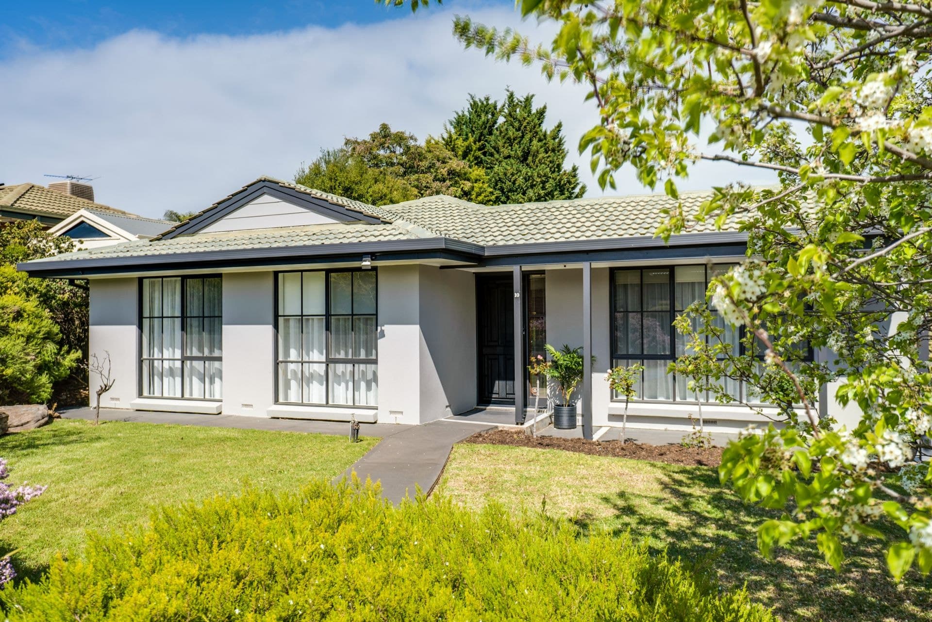 10 Quinway Court, Hallett Cove, Hallett Cove - Thumbnail 7
