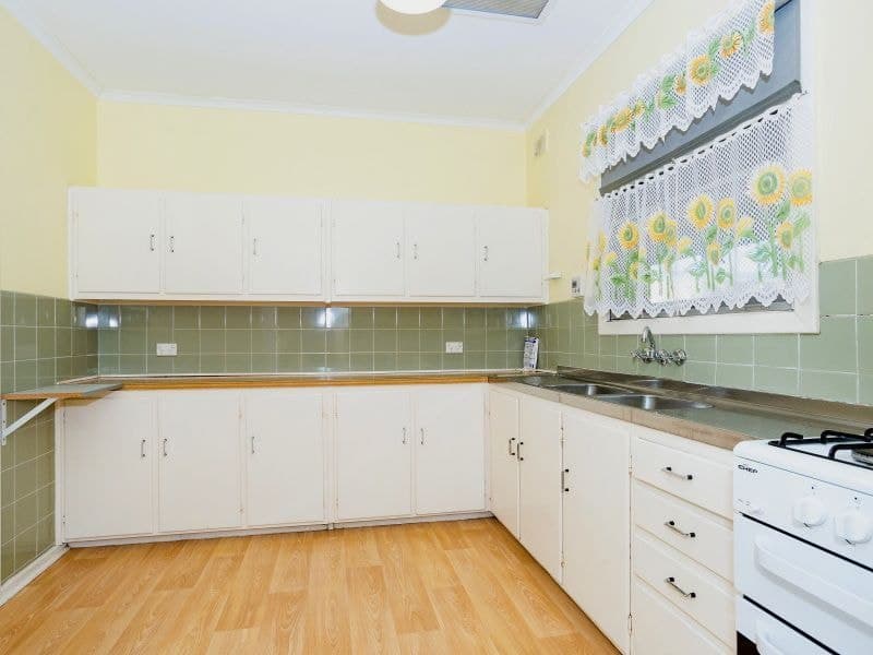 16 Henderson Street, Henley Beach, Henley Beach - Thumbnail 6