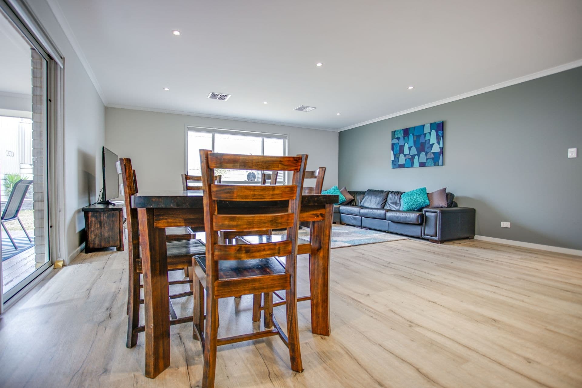 11 Queenscliff Drive, Seaford Rise - Thumbnail 5