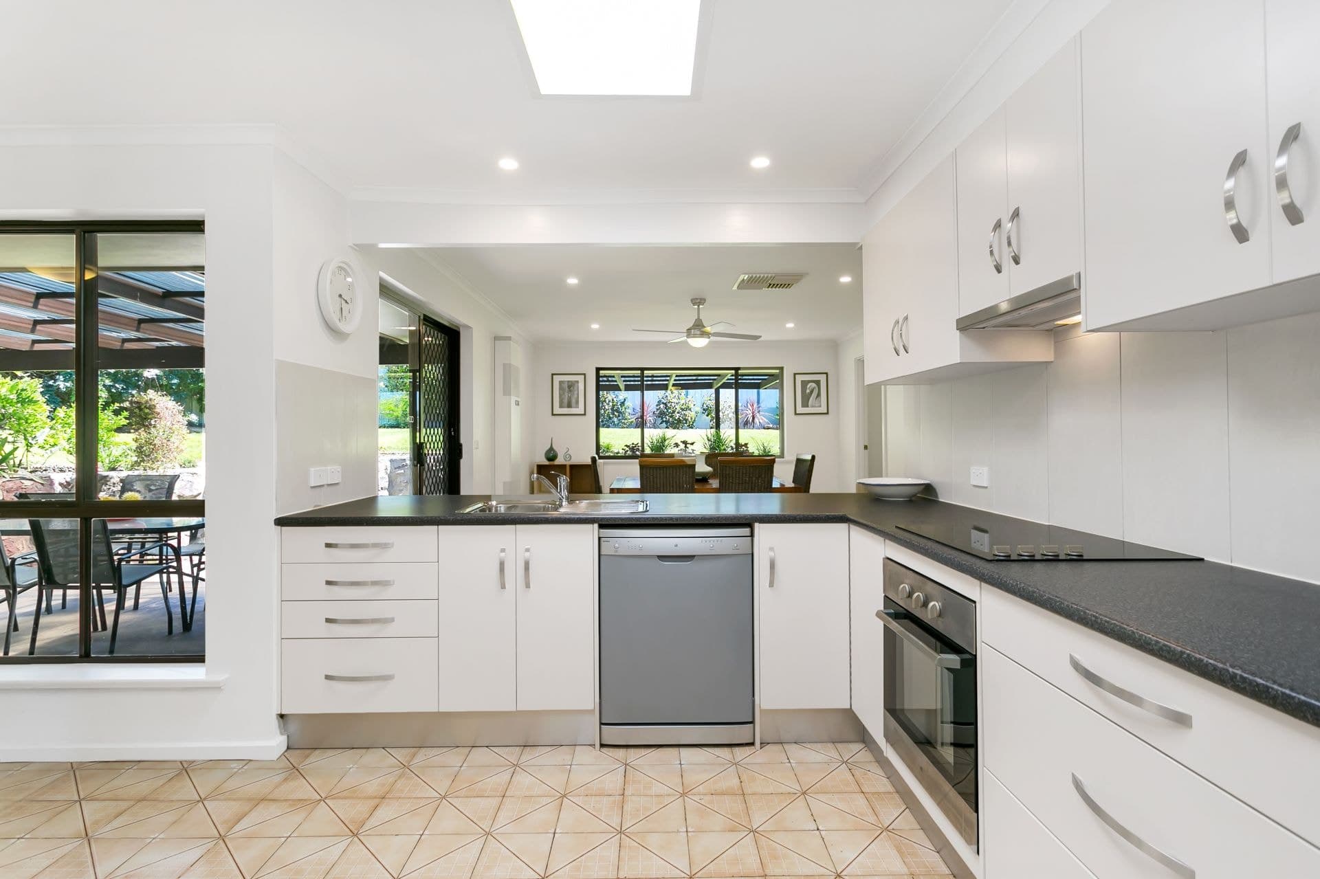 5 Ginkgo Street, Hallett Cove - Thumbnail 6