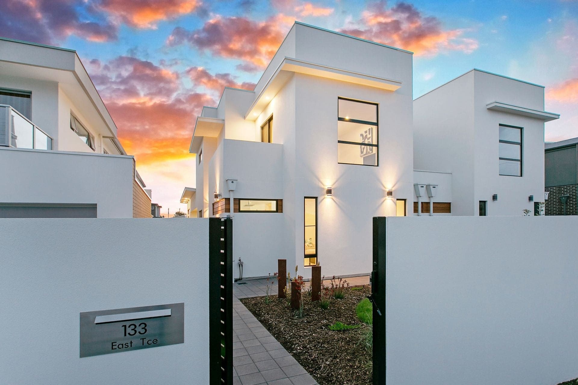 133 East Terrace, Henley Beach - Thumbnail 2