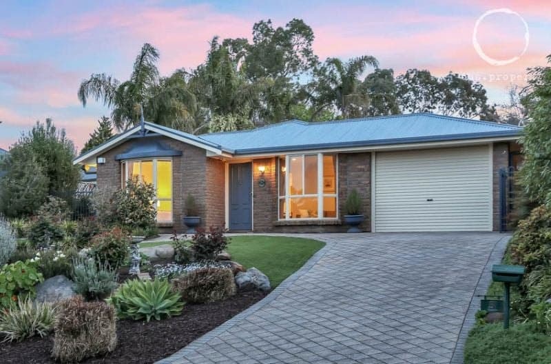 5 Petrel Court, Flagstaff Hill - Thumbnail 2