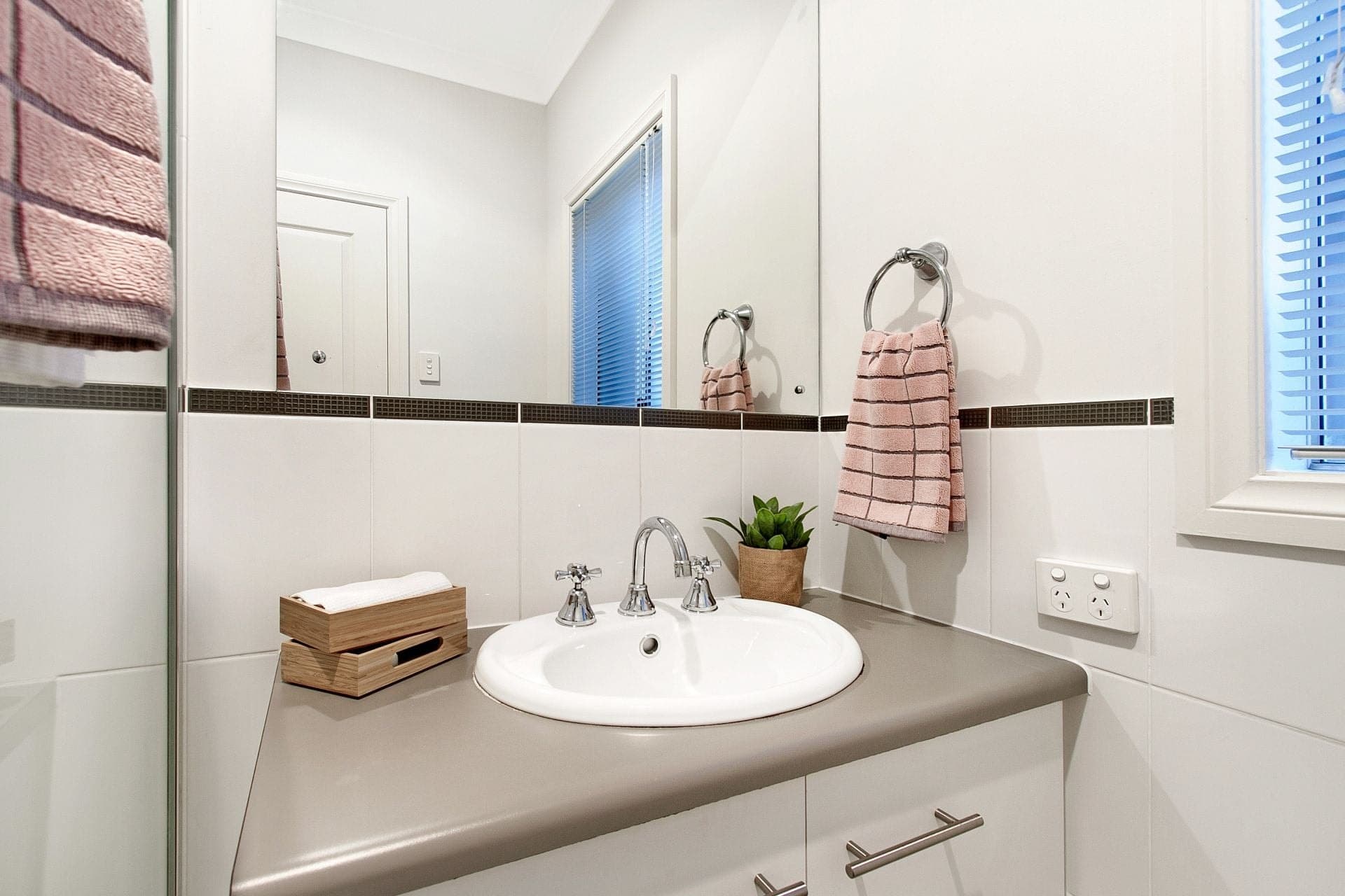 12A Henderson Street, Henley Beach - Thumbnail 8