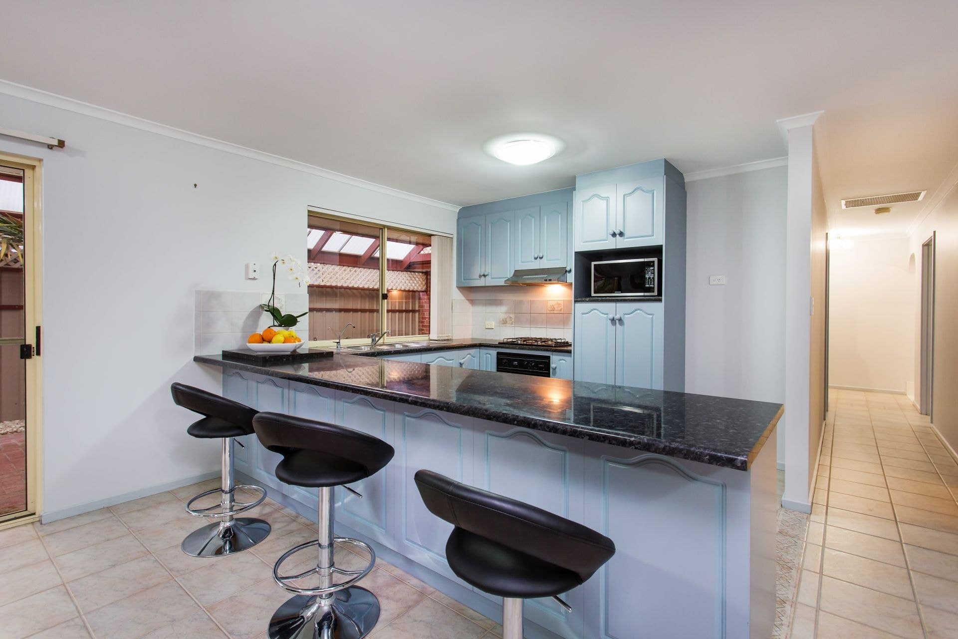 32 Caroline Drive, Allenby Gardens - Thumbnail 3