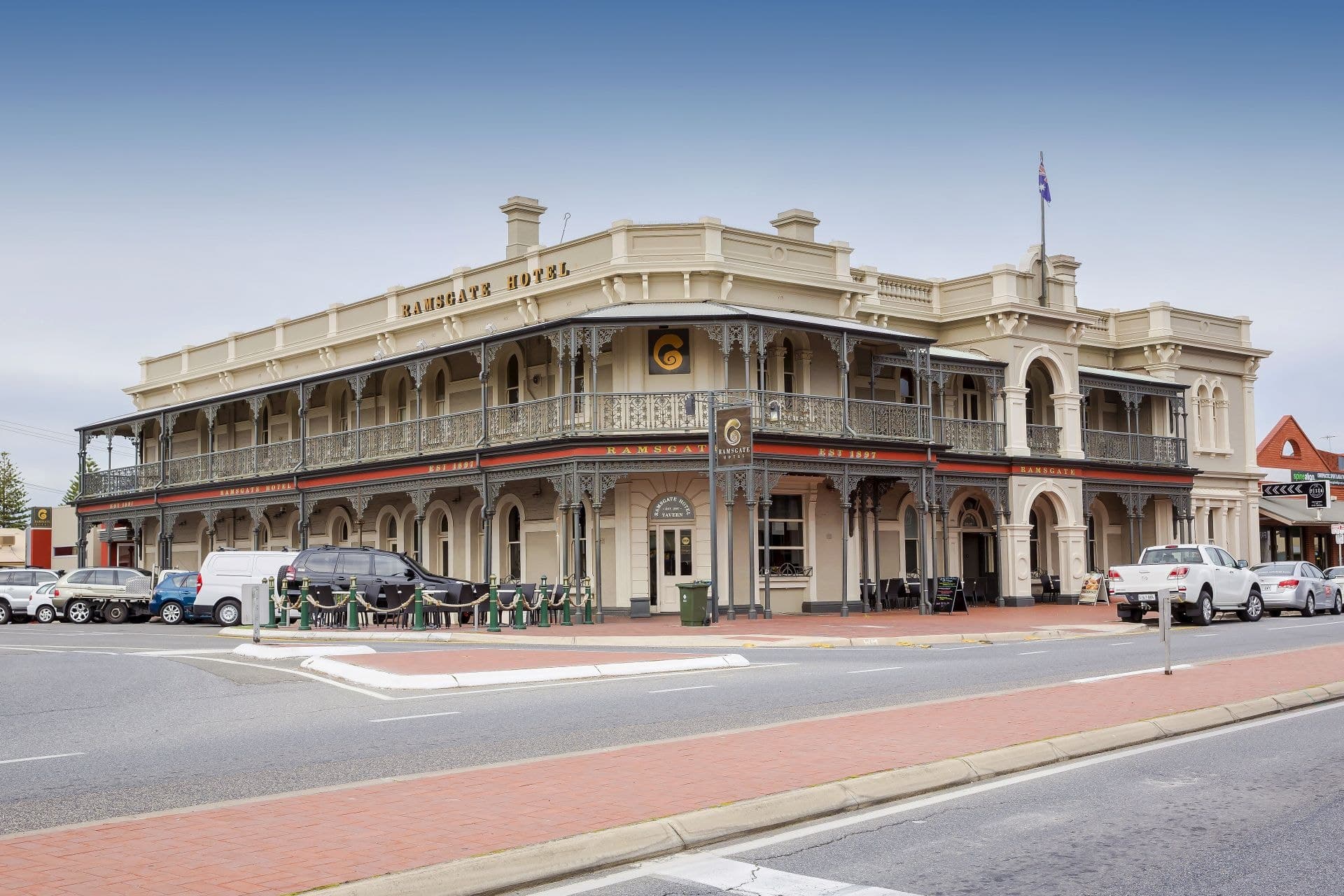 2/5 Dewey Street, Fulham, Fulham - Image 1